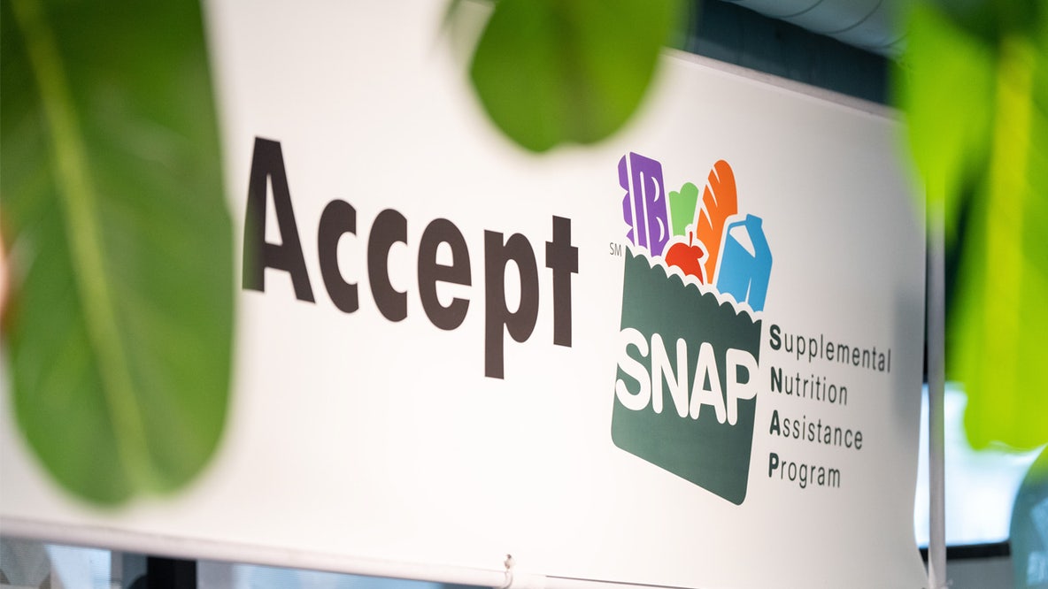 SNAP payments begin arriving today in New York: Gov. Hochul