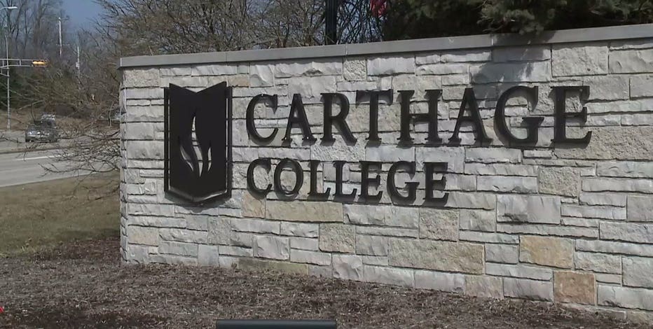 Traffic stop leads to foot chase near Carthage College; suspect in custody