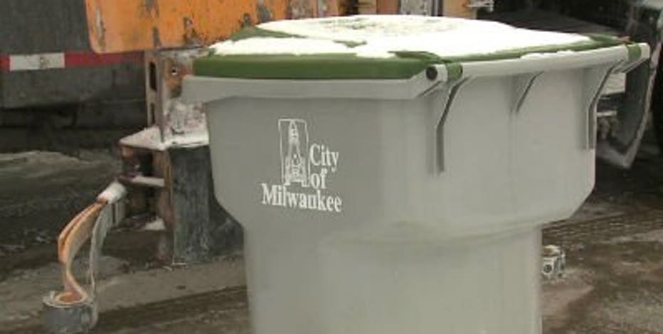 Milwaukee parking, garbage schedule changes for New Year's holiday
