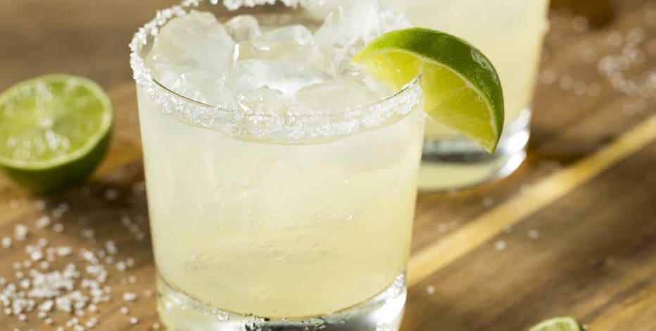 Booze-to-go bills approved by Wisconsin Senate