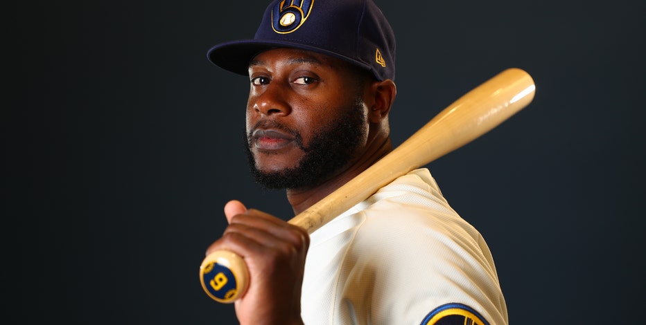 Brewers CF Cain has no regrets about opting out last season