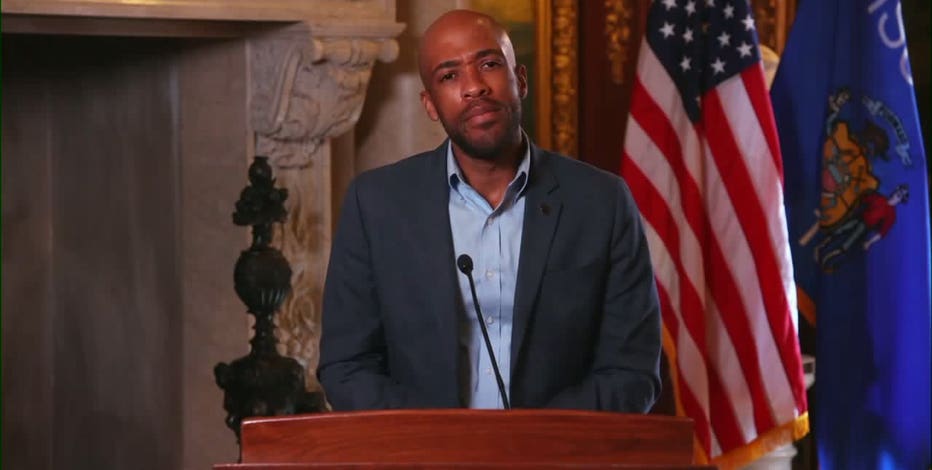 Senate candidate Barnes raises $1.12 million over 3 months