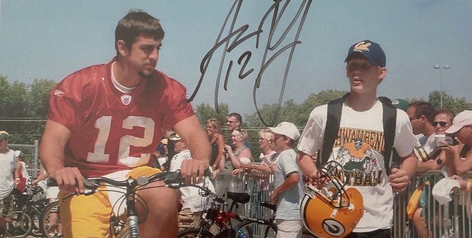 'Filled that big brother void:' Aaron Rodgers' bike buddy reflects on friendship