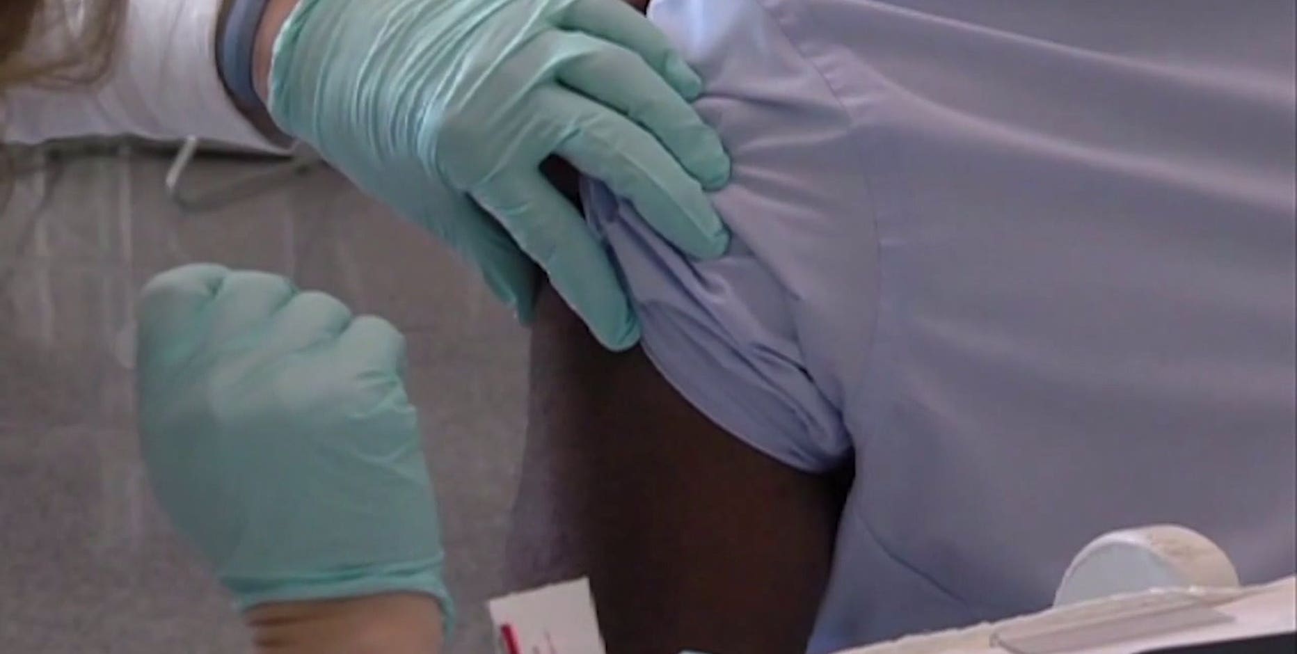 Flu vaccine kickoff: Milwaukee residents urged to roll up sleeves