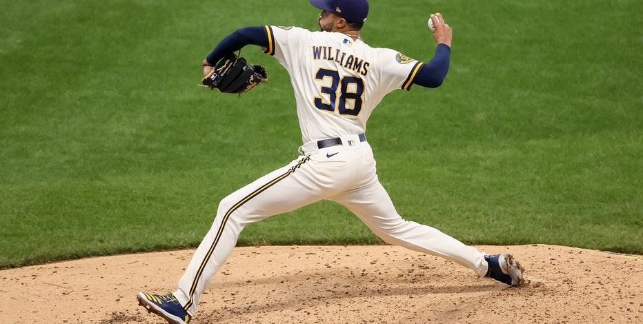 Brewers reliever Devin Williams wins NL Rookie of the Year