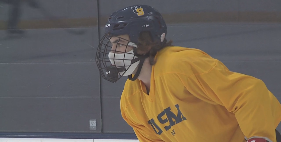 High school hockey player returns to ice after double hip surgery