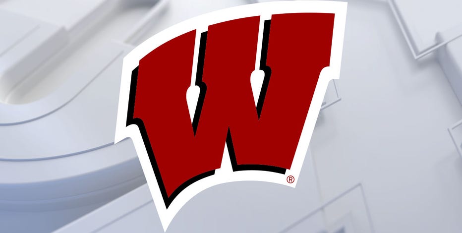 No. 12 Wisconsin Badgers top No. 23 Louisville 85-48
