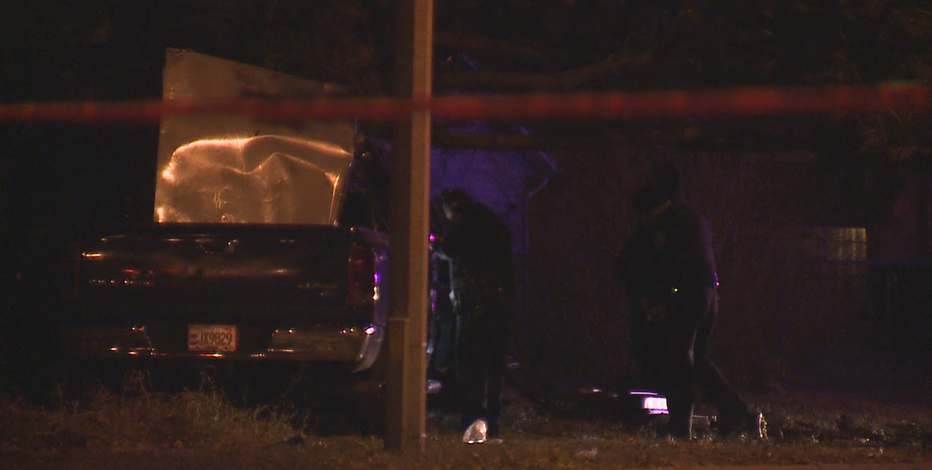 1 killed, 3 hurt when vehicle struck tree near 20th and Vliet