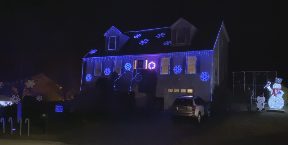 Need to dim or dazzle? Get smart lighting for the holidays