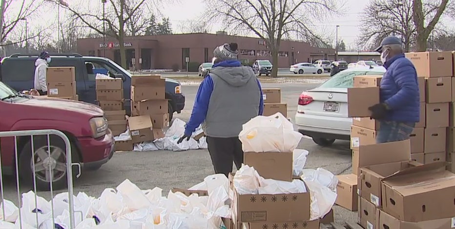 Milwaukee event provides 2,000 meal kits to those in need