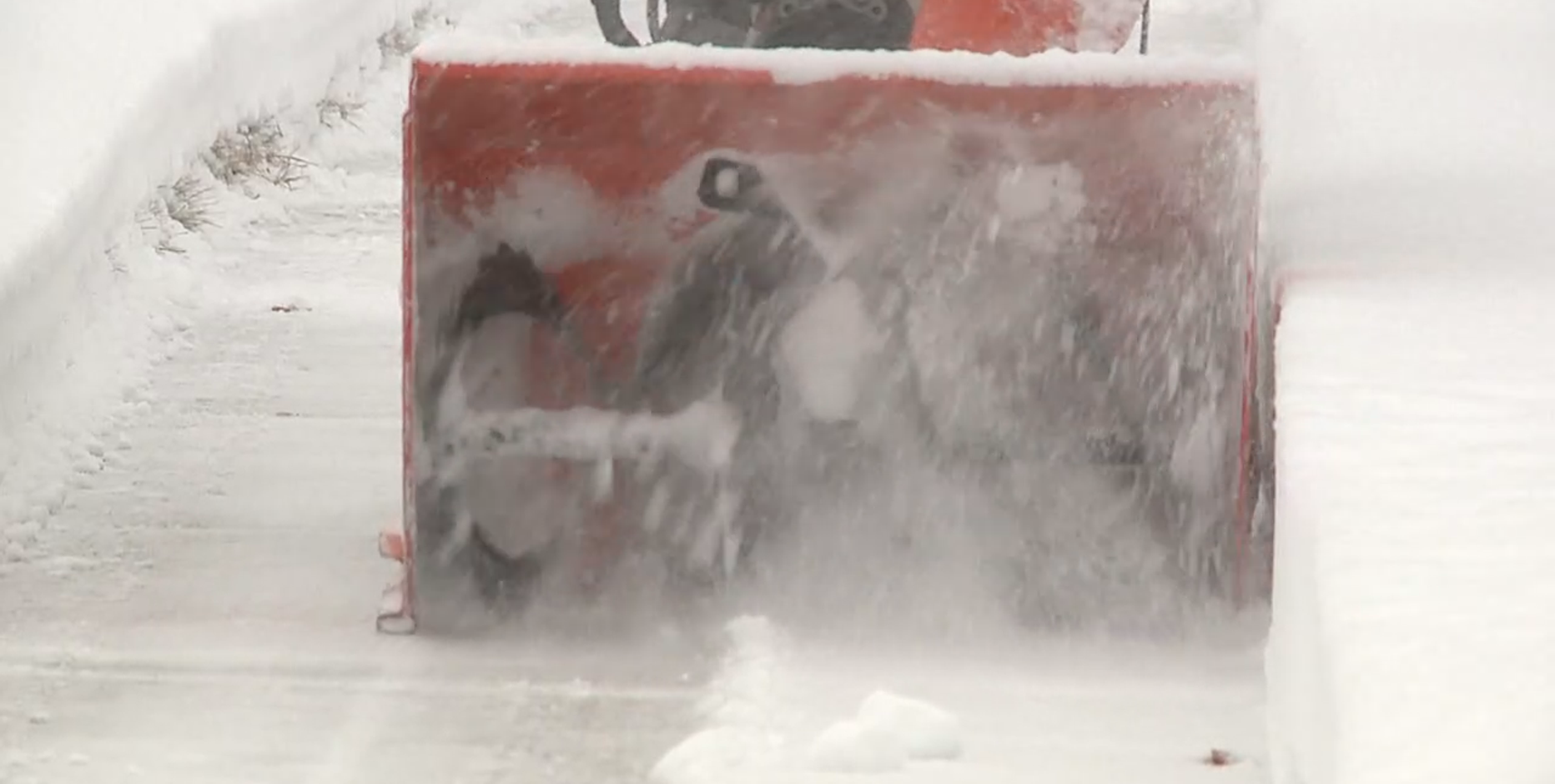 Snowblower thefts in Racine; stolen from unsecured garages: police