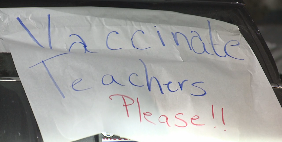 Racine teachers worry about returning to class without vaccine