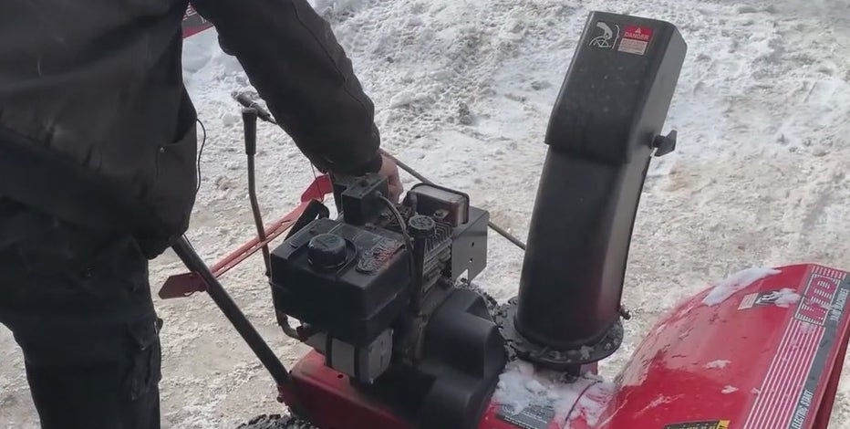 Milwaukee man refurbishes old snowblowers, gifts them to strangers