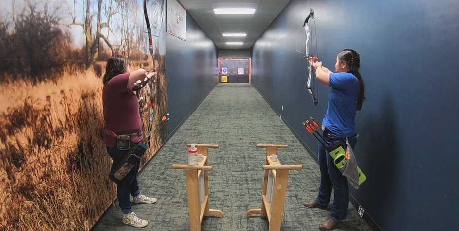 Racine County sisters excel at barebow archery