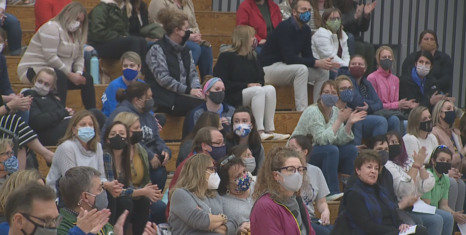 Cedarburg schools mask mandate stays for rest of semester