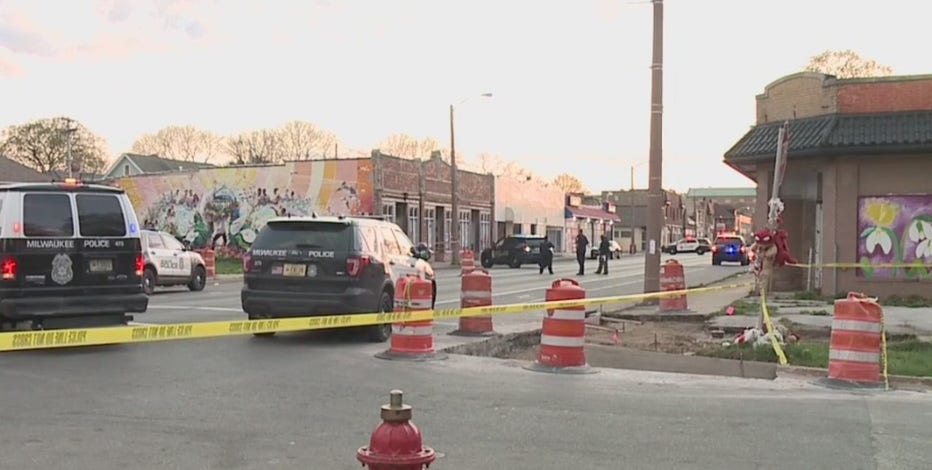 MPD: 17-year-old boy shot, wounded near 47th and Center