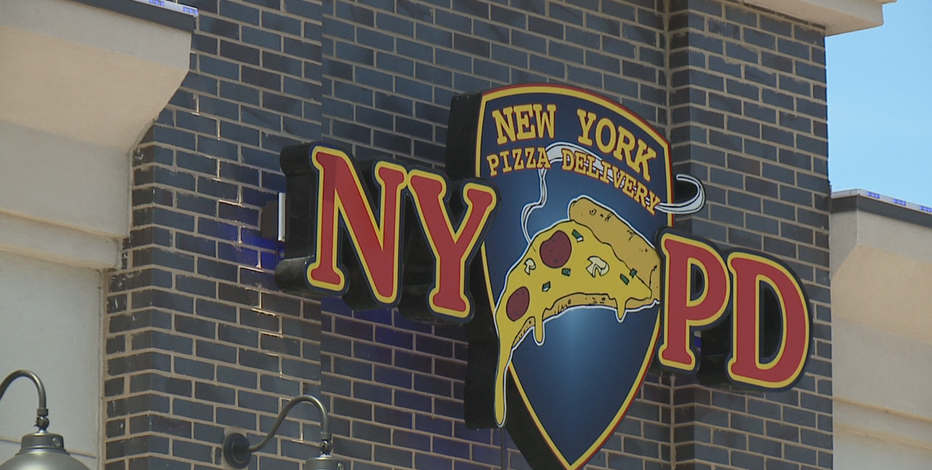 Employee stabs another at Milwaukee restaurant