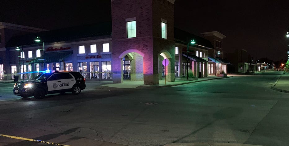 Shots fired at Midtown Center in Milwaukee, 2 wounded