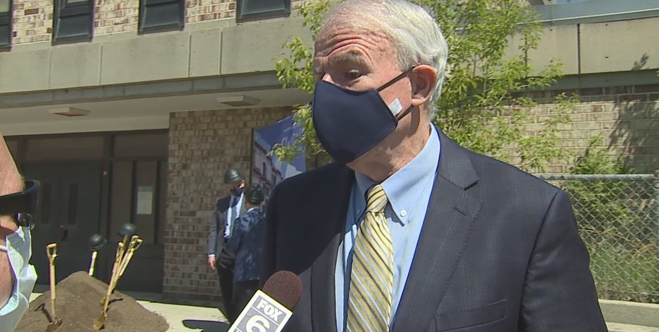 Milwaukee mayor encourages masks, COVID trends worsen