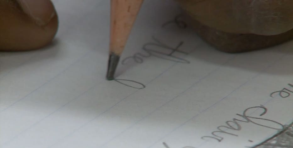 Wisconsin bill would require cursive education