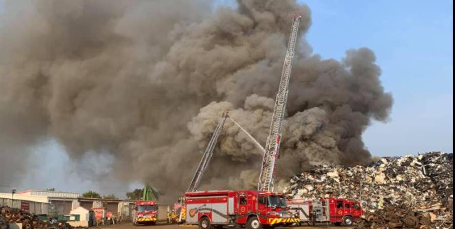 Waukesha scrap metal fire leads to road closures