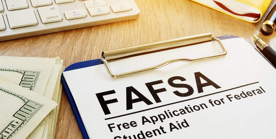 FAFSA effort: Milwaukee leaders urge MPS seniors to take action