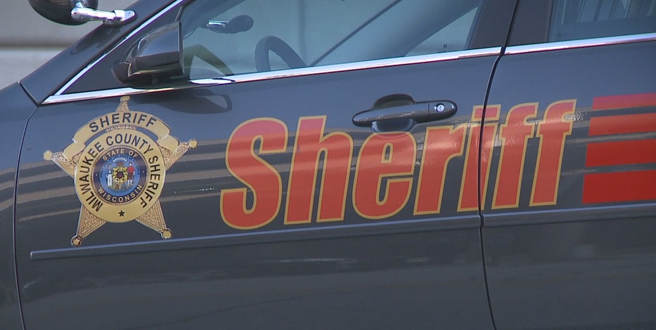 Driver struck I-43 Plainfield Curve median, seriously hurt