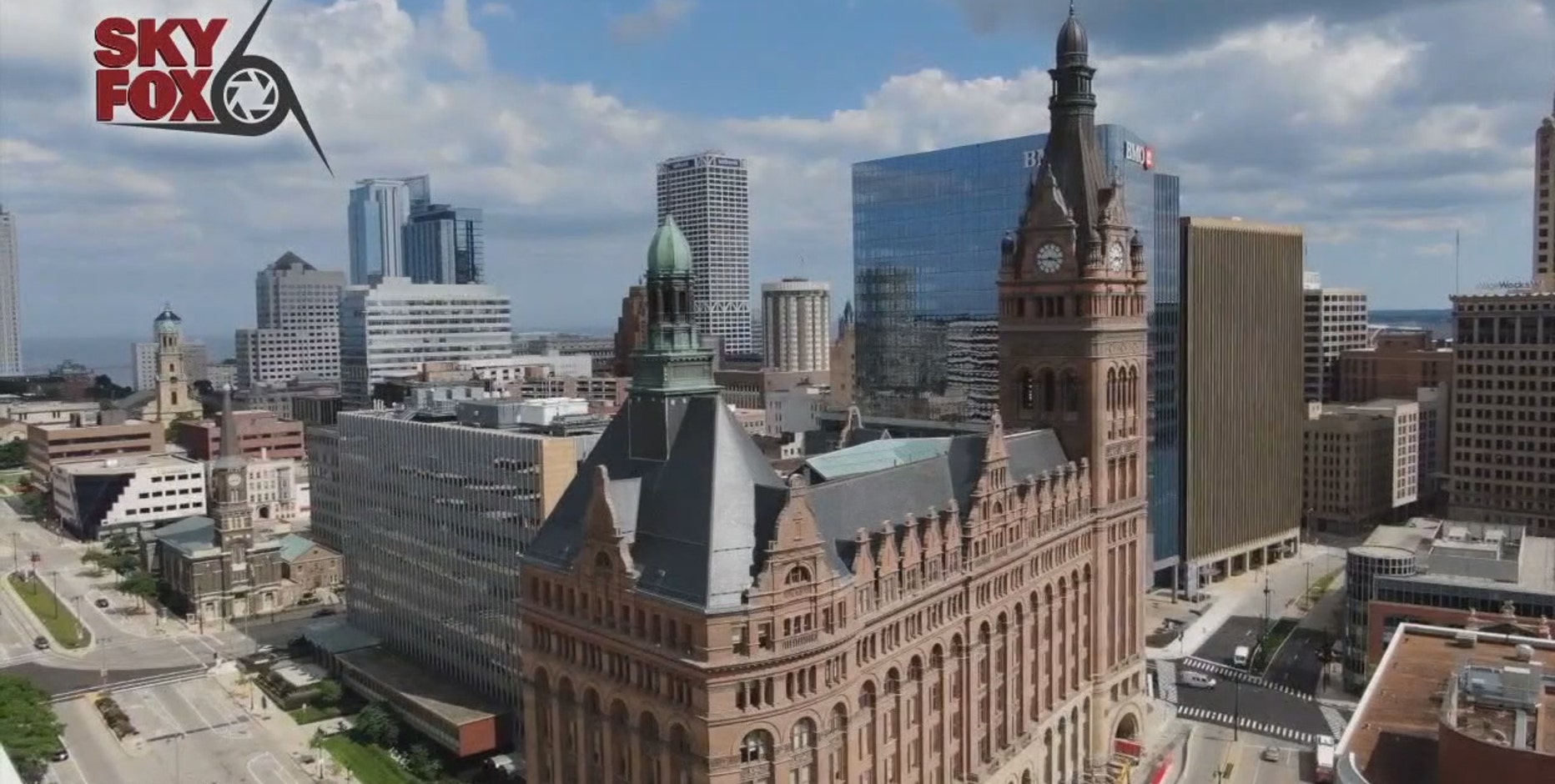 Milwaukee COVID case burden 'extreme' for 4th straight week