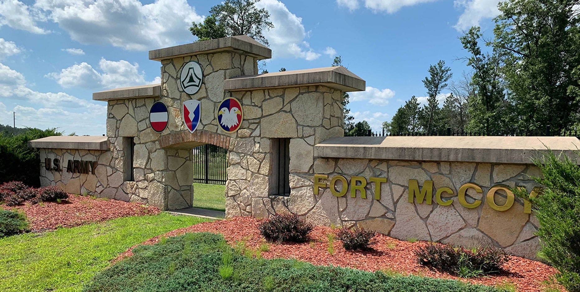 Sen. Johnson visits Fort McCoy as Afghan refugees arrive