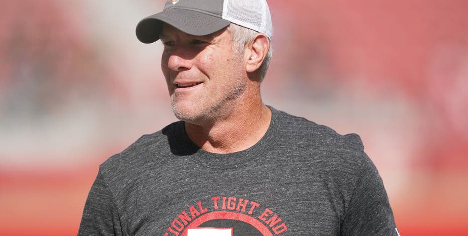Brett Favre says children under 14 years old shouldn't play tackle football