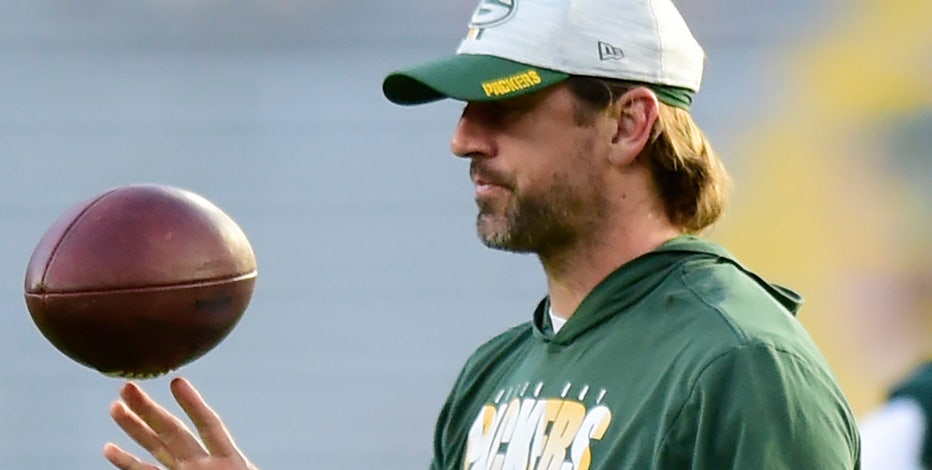 Aaron Rodgers hopes to play 2021 season 'with the right perspective'