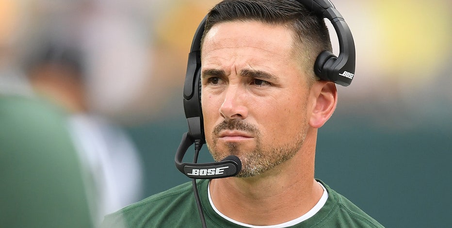 Packers coach Matt LaFleur asks fans to refrain from doing ‘the wave’