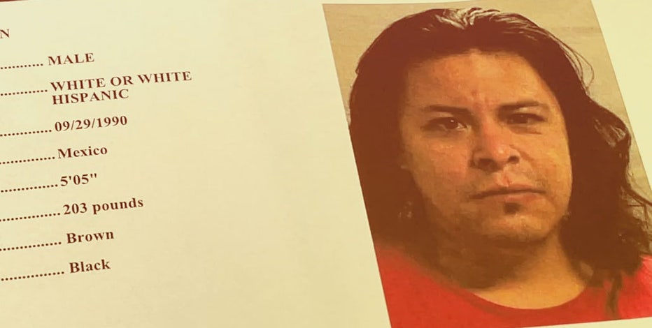 Marshals seek Ivan Delgado, fugitive possibly hiding in Delavan