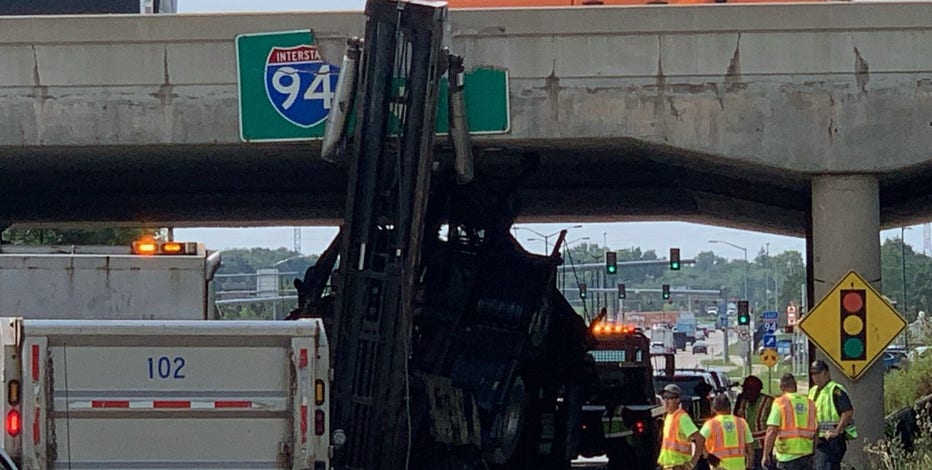 Truck strikes overpass in Brookfield, driver to be issued citations