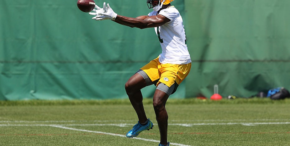 Packers' Funchess on injured reserve, season over