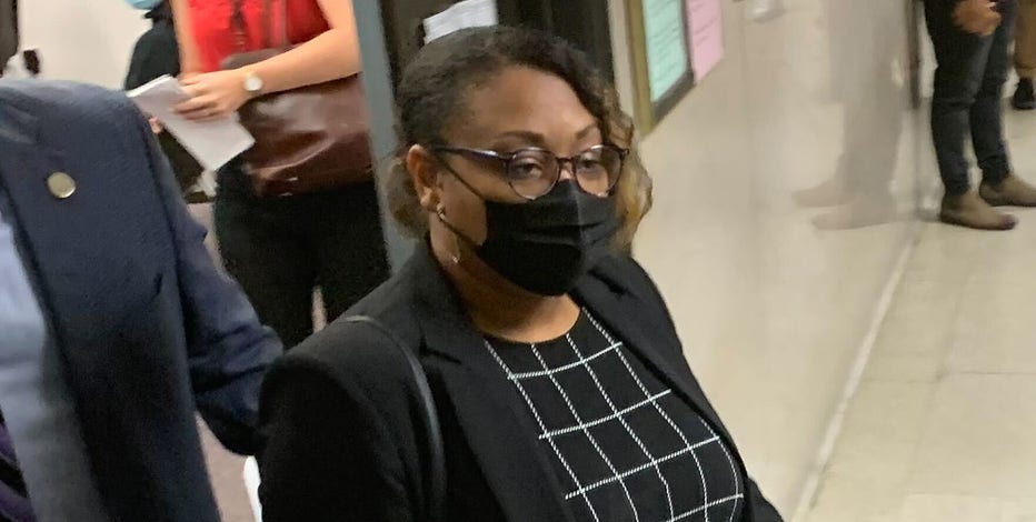 Milwaukee Alderwoman Lewis in court, charged with embezzlement