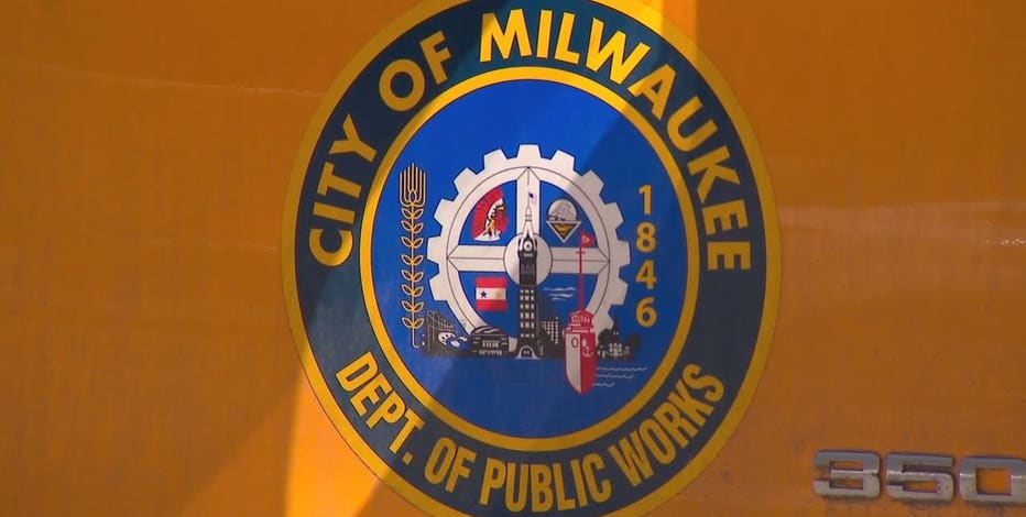 400 Milwaukee pothole calls a month, DPW reports