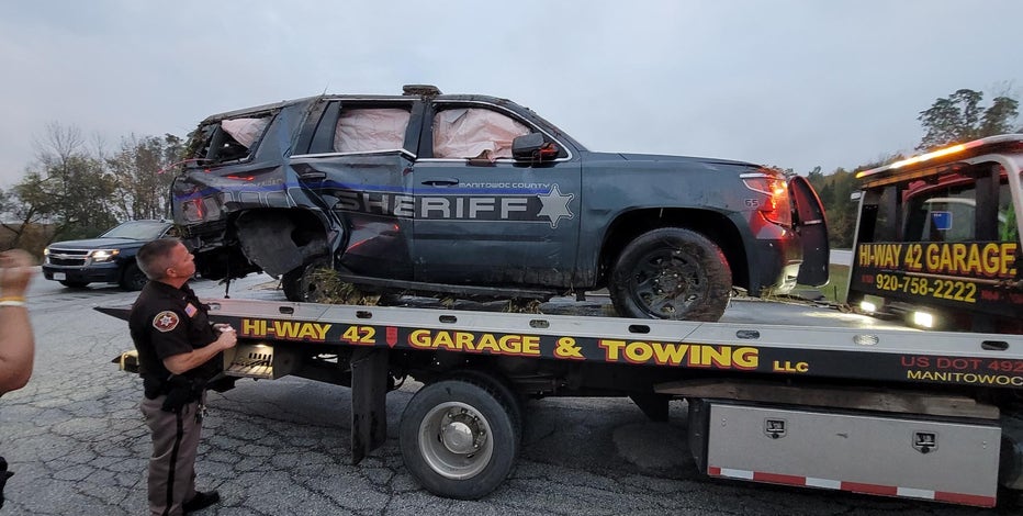 Manitowoc Sheriff's squad involved in crash, 1 flighted