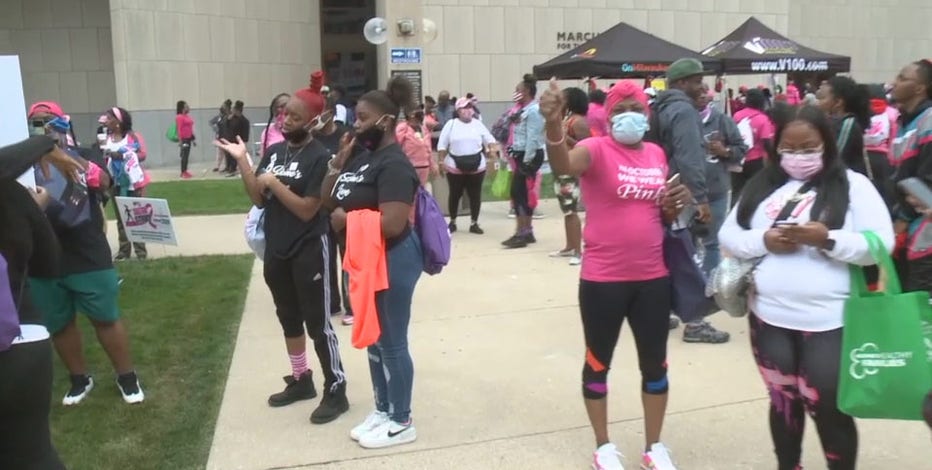 Sista Strut promotes breast cancer awareness in Milwaukee