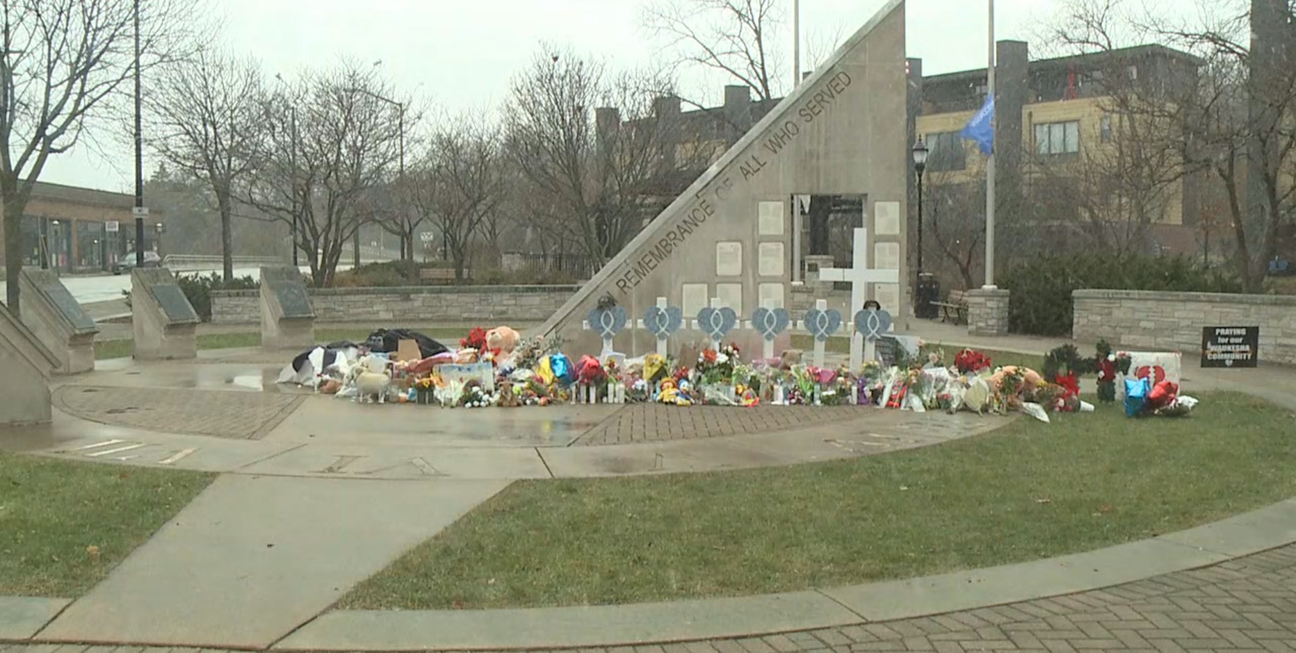 Waukesha Christmas Parade memorial decommissioned: 'Place to grieve'
