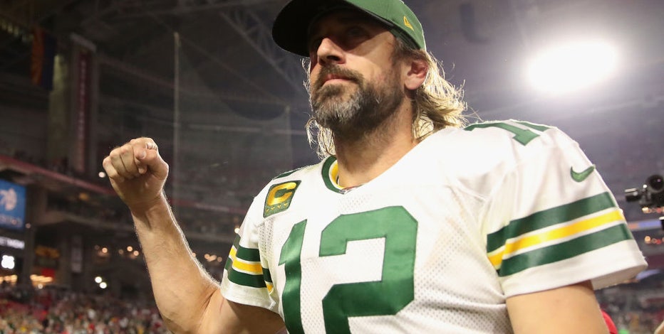 Aaron Rodgers on COVID vaccine comments: 'I take full responsibility'