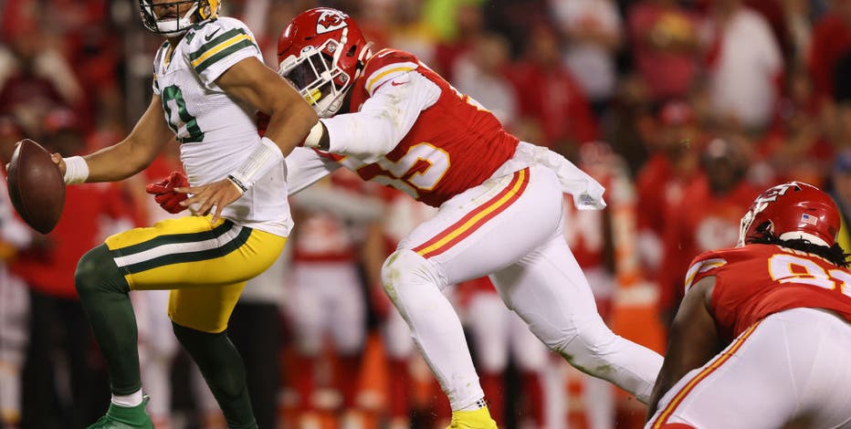 Packers' Jordan Love's NFL debut; Aaron Jones weighs in