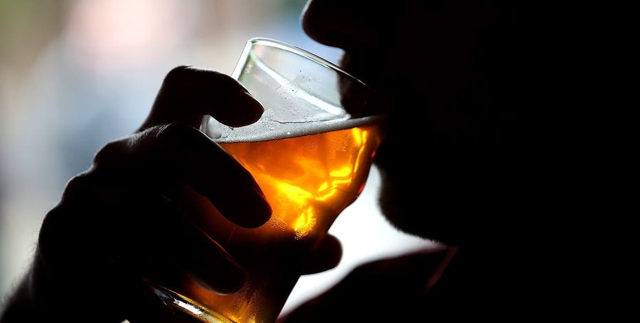 Alcohol-related deaths in Wisconsin rose 25% in 2020: report