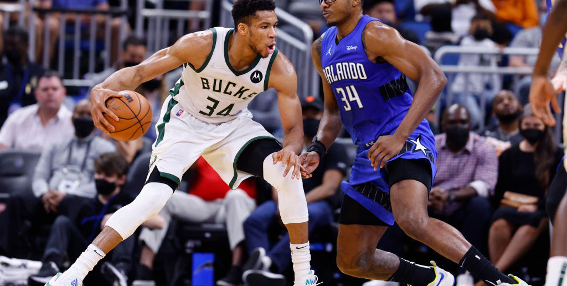 Bucks sweep Magic 136-118, push win streak to 5