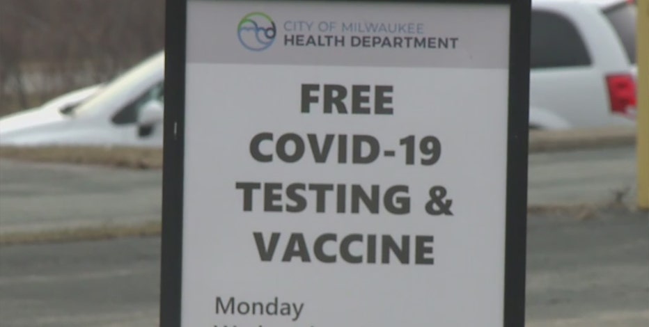 Milwaukee COVID vaccine incentive; $100 gift cards available