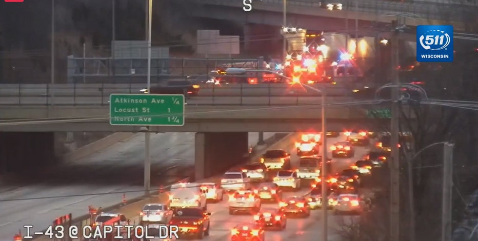 Vehicle fire, NB I-43 near Capitol Drive; lanes reopened to traffic