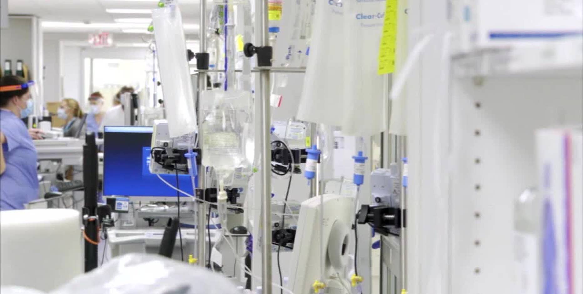 COVID cases overwhelm emergency rooms at hospitals in SE Wisconsin