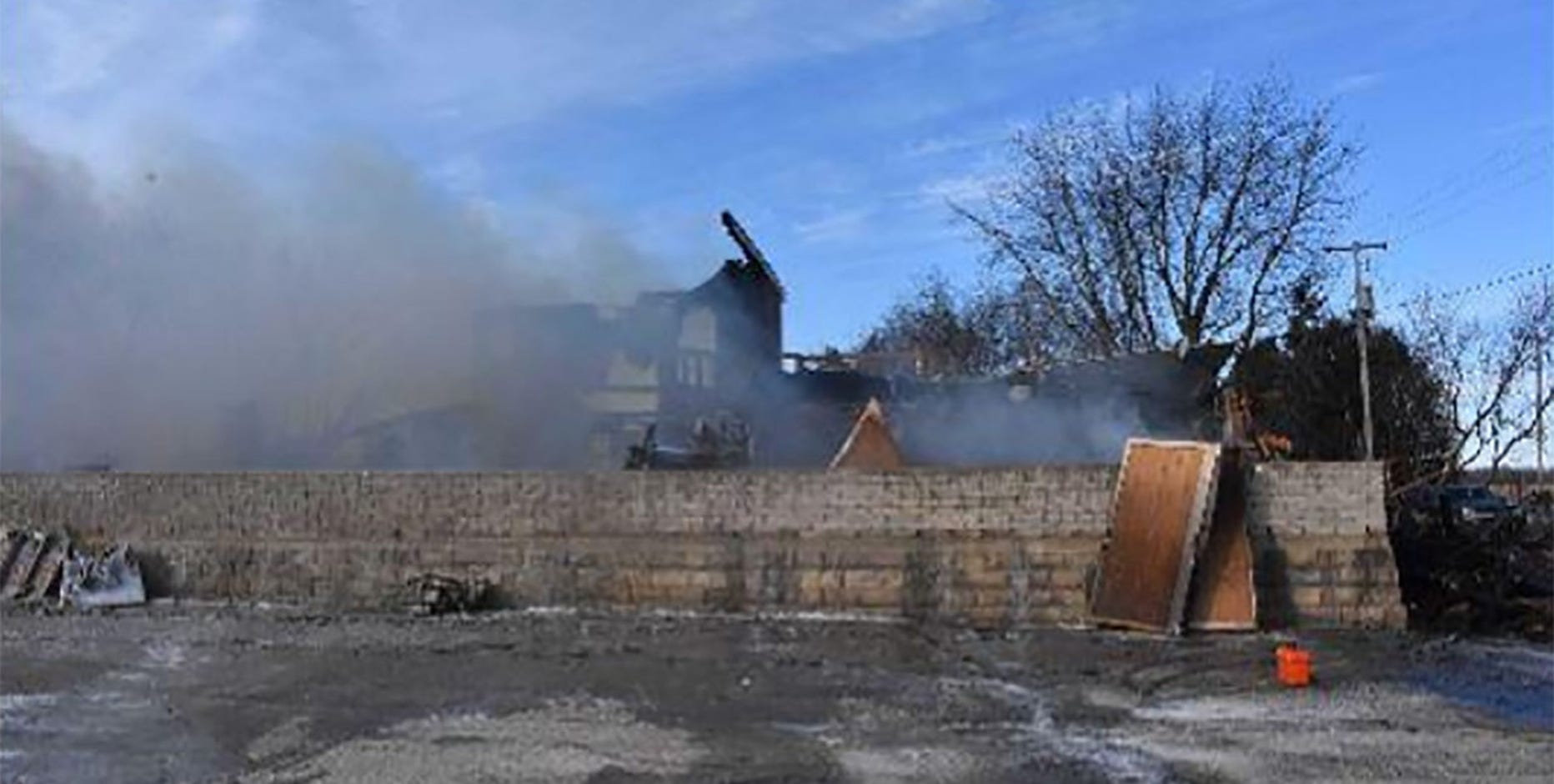 Iron Hog Saloon fire, highway shut down: sheriff