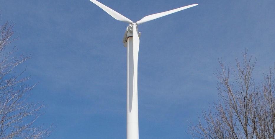 Port Milwaukee wind turbine 10th anniversary of installation