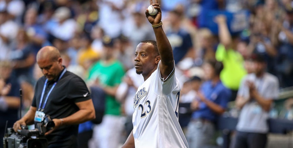 Milwaukee Brewers hire Rickie Weeks, player development role